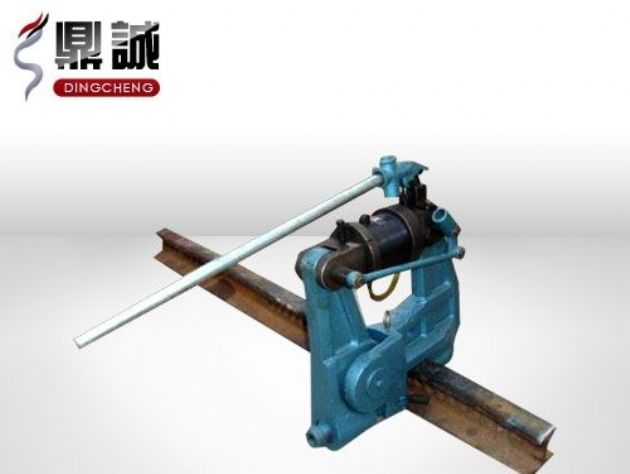 點擊查看詳細信息<br>標題：液壓鋼軌擠孔機 閱讀次數：4676