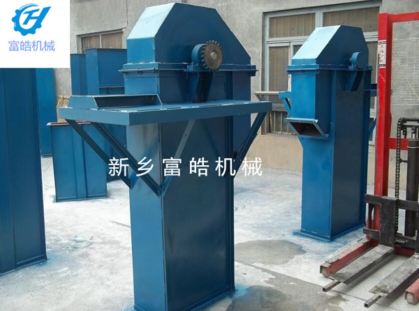 斗式提升機(jī)結(jié)構(gòu)簡(jiǎn)單，維護(hù)方便，依靠膠帶固定